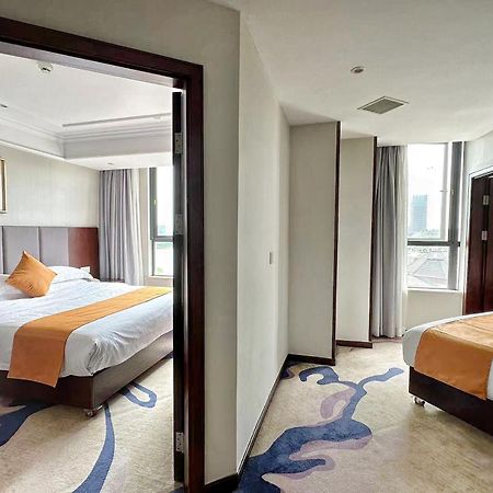 Huzhou Wealth Hotel المظهر الخارجي الصورة