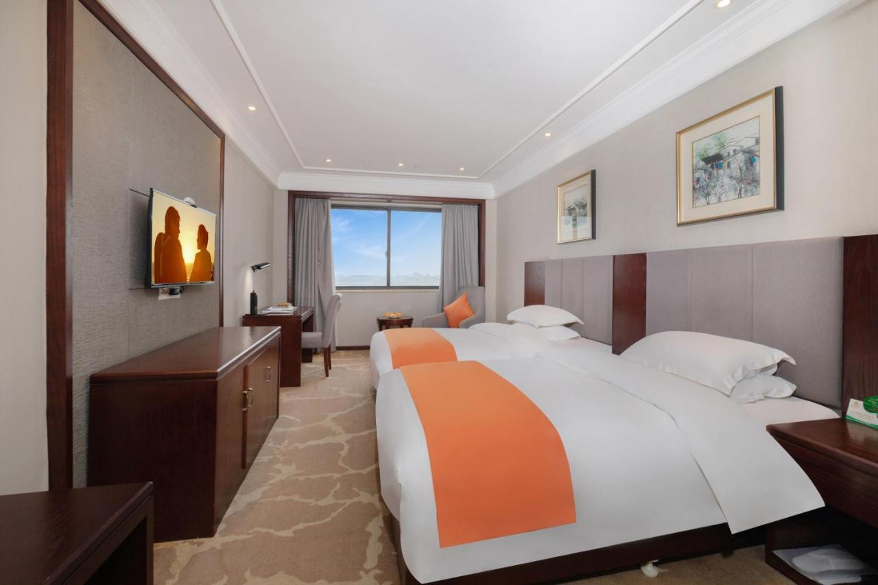 Huzhou Wealth Hotel المظهر الخارجي الصورة