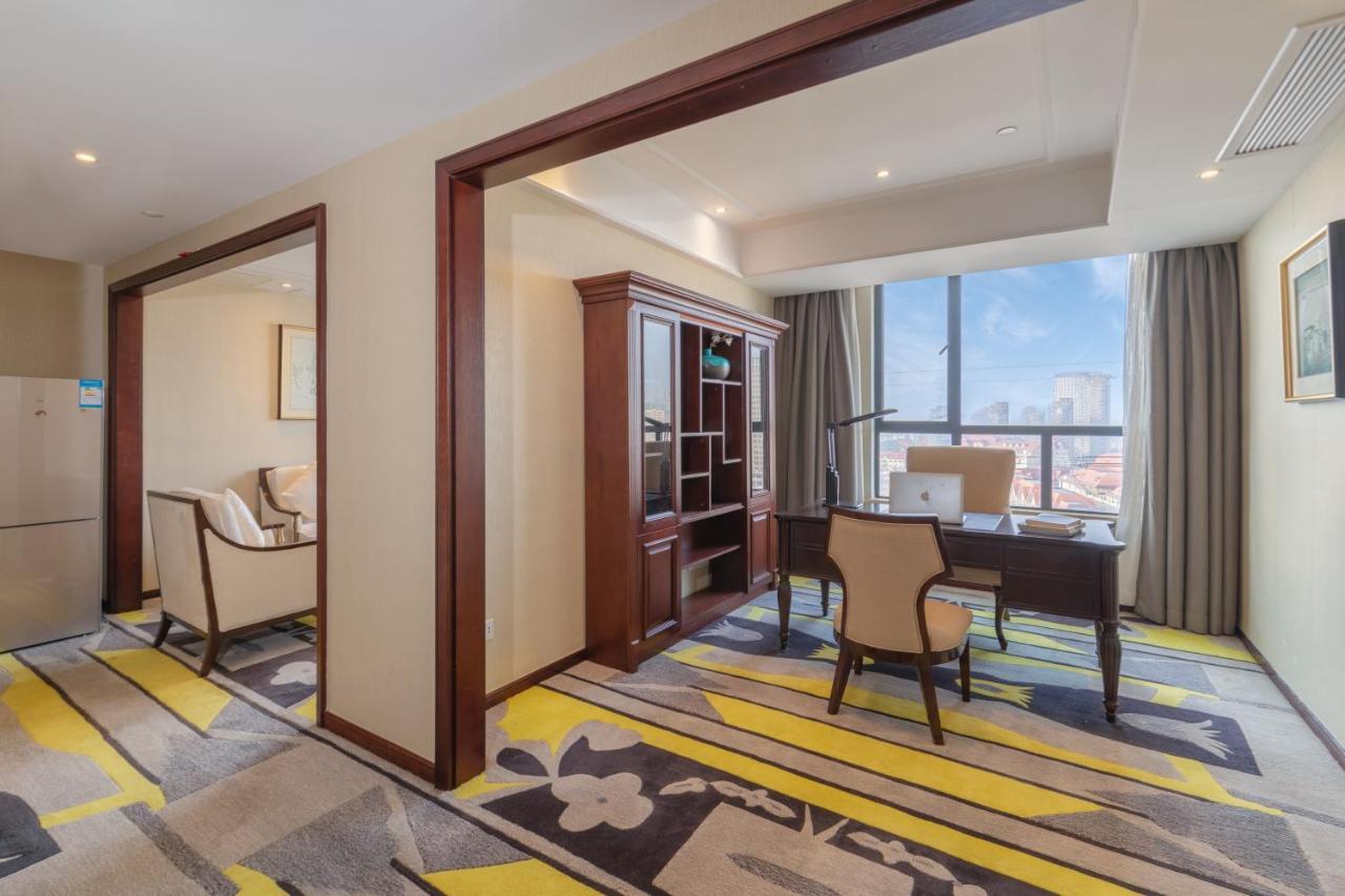 Huzhou Wealth Hotel المظهر الخارجي الصورة